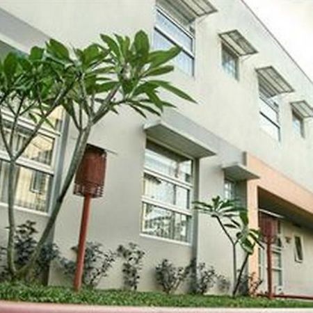 Saidah Guest House Bandung Exterior photo